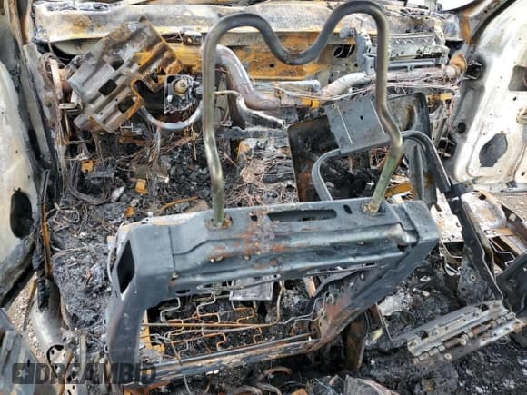 ✅ 2013 Chevrolet Silverado 2500HD LT • VIN: 1GC1KXCG0DF162875 • Лот: 82328015. Опубликован ранее на Copart с пробегом Не указан. Бесплатный доступ к архиву аукционных продаж из США и подробный отчёт об истории автомобиля на DreamBid. Изображение 8.