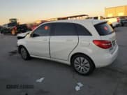 ✅ 2014 Mercedes-Benz B Electric Drive • VIN: WDDVP9AB0EJ001291 • Lot: 81073134. Wystawiony na Copart z przebiegiem Nie podano. Bezpłatny archiwum sprzedaży aukcyjnych z USA i szczegółowy raport historii pojazdu na DreamBid. Zdjęcie 2.