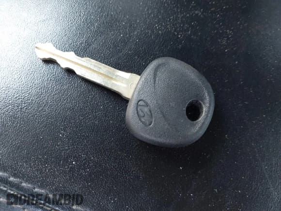 ✅ 2013 Hyundai Genesis Coupe Premium • VIN: KMHHT6KD2DU109390 • Lot: 42243520. Wystawiony na IAAI z przebiegiem 290 277 mil. Bezpłatny archiwum sprzedaży aukcyjnych z USA i szczegółowy raport historii pojazdu na DreamBid. Zdjęcie 11.