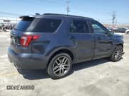 ✅ 2017 Ford Explorer Sport • VIN: 1FM5K8GTXHGA01332 • Lot: 57314885. Wystawiony na Copart z przebiegiem 99 444 mil. Bezpłatny archiwum sprzedaży aukcyjnych z USA i szczegółowy raport historii pojazdu na DreamBid. Zdjęcie 3.