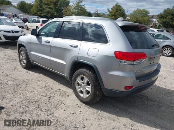 ✅ 2015 Jeep Grand Cherokee Laredo • VIN: 1C4RJFAG3FC639094 • Lot: 43428367. Listed on IAAI with 177,481 mi. Free auction sales archive from the USA and detailed vehicle history report at DreamBid. Image 3.