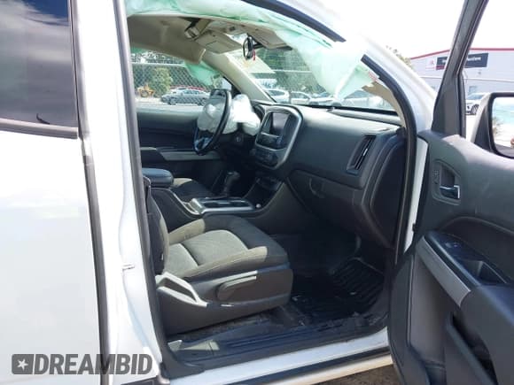 ✅ 2021 Chevrolet Colorado 2WD LT • VIN: 1GCHSCEAXM1288397 • Lot: 43502093. Wystawiony na IAAI z przebiegiem 69 357 mil. Bezpłatny archiwum sprzedaży aukcyjnych z USA i szczegółowy raport historii pojazdu na DreamBid. Zdjęcie 5.