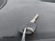 ✅ 2003 GMC Sonoma SLS • VIN: 1GTCS19X038106161 • Lot: 43049960. Wystawiony na IAAI z przebiegiem 80 590 mil. Bezpłatny archiwum sprzedaży aukcyjnych z USA i szczegółowy raport historii pojazdu na DreamBid. Zdjęcie 11.