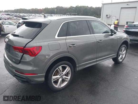 ✅ 2020 Audi Q3 S line Premium Plus • VIN: WA1EECF31L1114611 • Лот: 43365414. Опубликован ранее на IAAI с пробегом 63 615 миль. Бесплатный доступ к архиву аукционных продаж из США и подробный отчёт об истории автомобиля на DreamBid. Изображение 4.