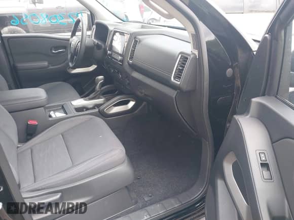 2024 Nissan Frontier SV with VIN 1N6ED1EK2RN627094, listed as a IAAI auction lot 42308056 with 5,692 mi miles and . Bid and sale history available at DreamBid. Image 5.