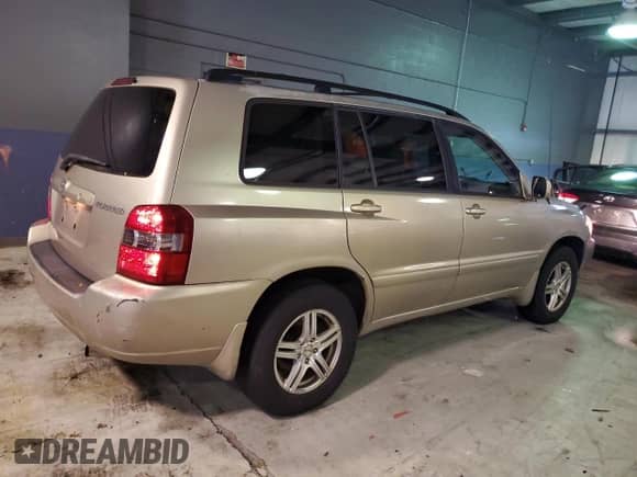 2005 Toyota Highlander with VIN JTEGD21A250131617, listed as a Copart auction lot 89895535 with 242,975 mi miles and Non repairable. Bid and sale history available at DreamBid. Image 3.