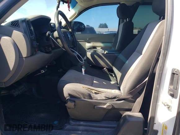 ✅ 2008 Chevrolet Silverado 1500 1LT • VIN: 1GCEK19018Z204354 • Lot: 69982424. Listed on Copart with 294,434 mi. Free auction sales archive from the USA and detailed vehicle history report at DreamBid. Image 7.