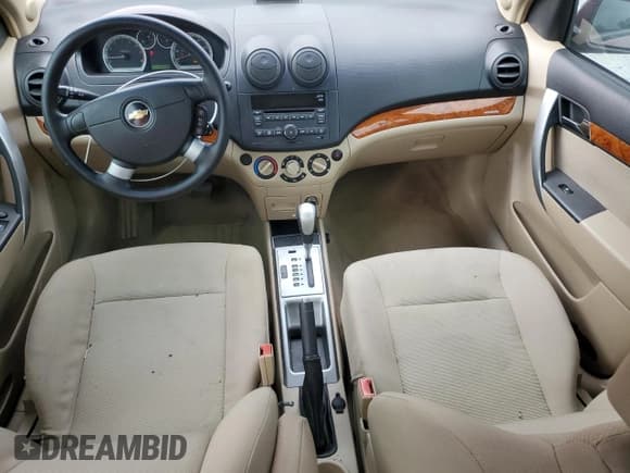 ✅ 2011 Chevrolet Aveo 1LT • VIN: KL1TD5DE4BB125988 • Lot: 58204965. Wystawiony na Copart z przebiegiem 124 228 mil. Bezpłatny archiwum sprzedaży aukcyjnych z USA i szczegółowy raport historii pojazdu na DreamBid. Zdjęcie 8.