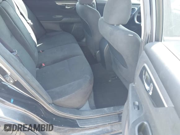 ✅ 2014 Nissan Altima SV • VIN: 1N4AL3AP7EC168903 • Lot: 43354952. Listed on IAAI with 149,997 mi. Free auction sales archive from the USA and detailed vehicle history report at DreamBid. Image 8.