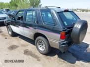 ✅ 1993 Isuzu Rodeo LS • VIN: 4S2CG58V8P4314783 • Lot: 42954345. Wystawiony na IAAI z przebiegiem 178 093 mil. Bezpłatny archiwum sprzedaży aukcyjnych z USA i szczegółowy raport historii pojazdu na DreamBid. Zdjęcie 3.