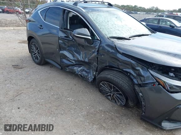 ✅ 2025 Lexus NX 250 Premium • VIN: 2T2GDCAZ1SC023969 • Lot: 41502796. Listed on IAAI with 747 mi. Free auction sales archive from the USA and detailed vehicle history report at DreamBid. Image 6.