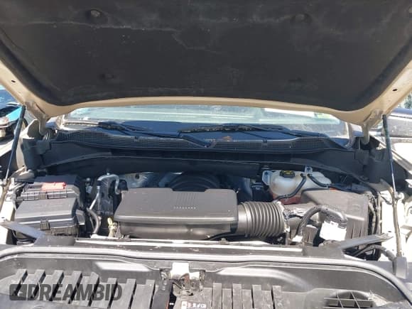 ✅ 2022 Chevrolet Silverado 1500 LT Trail Boss • VIN: 3GCUDFED1NG689442 • Lot: 41994642. Wystawiony na IAAI z przebiegiem 26 598 mil. Bezpłatny archiwum sprzedaży aukcyjnych z USA i szczegółowy raport historii pojazdu na DreamBid. Zdjęcie 10.