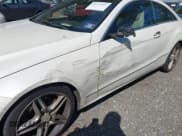 ✅ 2013 Mercedes-Benz E 350 • VIN: WDDKJ8JB7DF211306 • Lot: 43376961. Listed on IAAI with 209,401 mi. Free auction sales archive from the USA and detailed vehicle history report at DreamBid. Image 6.