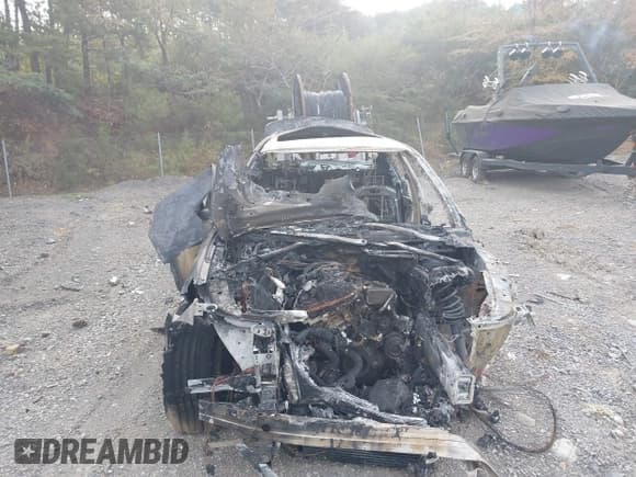 ✅ 2014 BMW 5 Series 528i • VIN: WBA5A5C58ED508138 • Lot: 43212931. Wystawiony na IAAI z przebiegiem 247 613 mil. Bezpłatny archiwum sprzedaży aukcyjnych z USA i szczegółowy raport historii pojazdu na DreamBid. Zdjęcie 12.