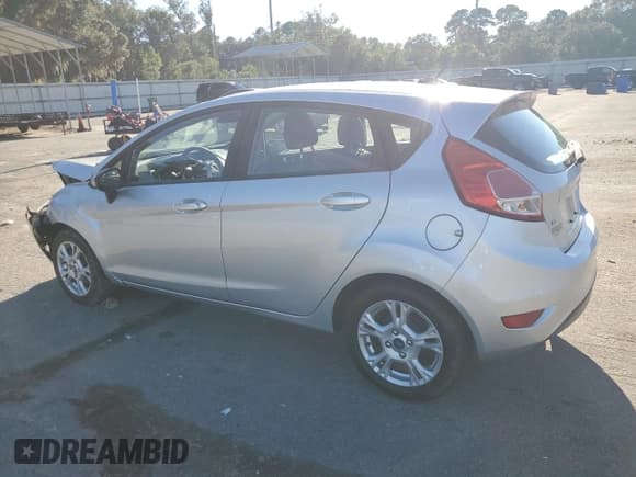 ✅ 2016 Ford Fiesta SE • VIN: 3FADP4EJXGM205957 • Лот: 86701115. Опубликован ранее на Copart с пробегом 59 240 миль. Бесплатный доступ к архиву аукционных продаж из США и подробный отчёт об истории автомобиля на DreamBid. Изображение 2.