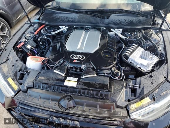 ✅ 2024 Audi RS 7 performance • VIN: WUAPDBF29RN901331 • Lot: 77010814. Listed on Copart with Not provided. Free auction sales archive from the USA and detailed vehicle history report at DreamBid. Image 11.