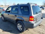 ✅ 2004 Ford Escape XLT • VIN: 1FMYU03164KB22170 • Lot: 41991801. Listed on IAAI with 170,492 mi. Free auction sales archive from the USA and detailed vehicle history report at DreamBid. Image 3.