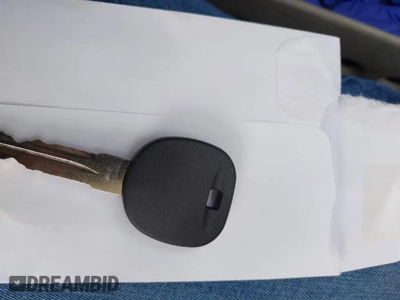 ✅ 2008 Chevrolet HHR LT • VIN: 3GNCA23D88S700008 • Lot: 41703357. Listed on IAAI with 208,461 mi. Free auction sales archive from the USA and detailed vehicle history report at DreamBid. Image 11.