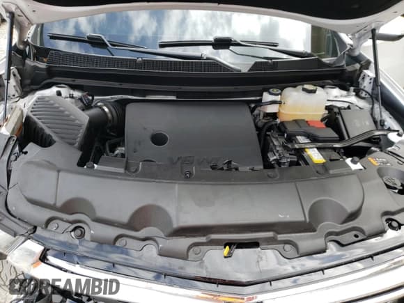 ✅ 2022 Chevrolet Traverse Premier • VIN: 1GNERKKW9NJ149105 • Lot: 41861773. Wystawiony na Copart z przebiegiem 21 438 mil. Bezpłatny archiwum sprzedaży aukcyjnych z USA i szczegółowy raport historii pojazdu na DreamBid. Zdjęcie 11.