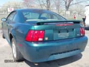 ✅ 2001 Ford Mustang Standard • VIN: 1FAFP40441F214400 • Lot: 41947416. Listed on IAAI with 103,170 mi. Free auction sales archive from the USA and detailed vehicle history report at DreamBid. Image 3.