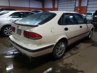 ✅ 2002 Saab 9-3 • VIN: YS3DD58H622022226 • Lot: 44865564. Wystawiony na Copart z przebiegiem 184 296 mil. Bezpłatny archiwum sprzedaży aukcyjnych z USA i szczegółowy raport historii pojazdu na DreamBid. Zdjęcie 3.