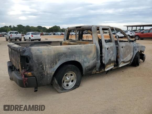 2019 Ram 1500 Express with VIN 1C6RR7FGXKS578647, listed as a Copart auction lot 70297084 with Not provided miles and Non repairable. Bid and sale history available at DreamBid. Image 3.