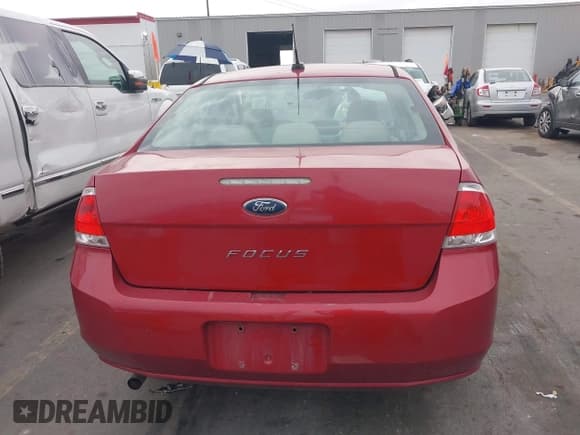 ✅ 2010 Ford Focus S • VIN: 1FAHP3EN2AW166366 • Lot: 43620808. Listed on IAAI with 161,829 mi. Free auction sales archive from the USA and detailed vehicle history report at DreamBid. Image 16.