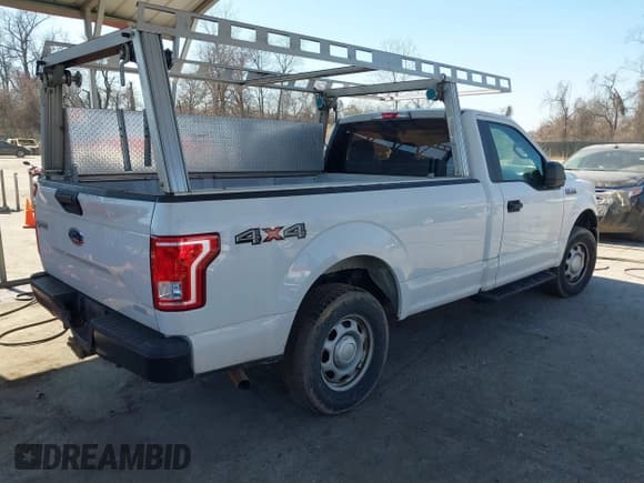 ✅ 2017 Ford F-150 XL • VIN: 1FTMF1E83HKD51909 • Lot: 41757955. Listed on IAAI with 173,752 mi. Free auction sales archive from the USA and detailed vehicle history report at DreamBid. Image 4.