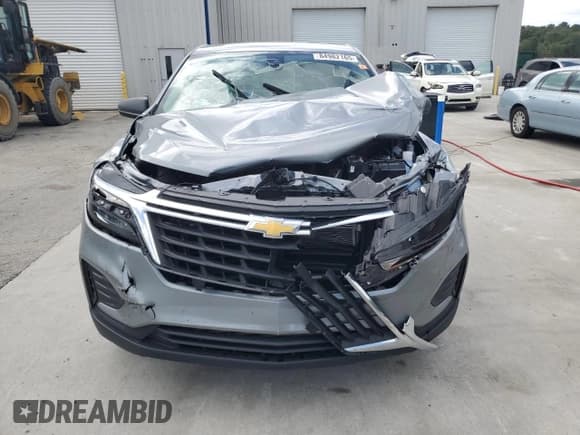 ✅ 2024 Chevrolet Equinox LS • VIN: 3GNAXHEG2RL221238 • Lot: 84982165. Listed on Copart with 20,919 mi. Free auction sales archive from the USA and detailed vehicle history report at DreamBid. Image 5.