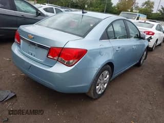 ✅ 2012 Chevrolet Cruze LS • VIN: 1G1PC5SH3C7150064 • Lot: 43308887. Listed on IAAI with 135,220 mi. Free auction sales archive from the USA and detailed vehicle history report at DreamBid. Image 4.