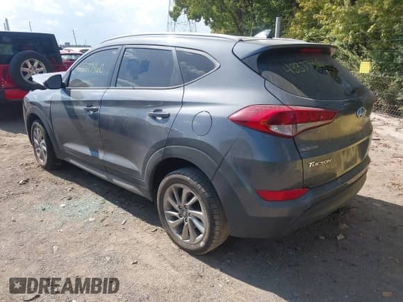 ✅ 2018 Hyundai Tucson SEL • VIN: KM8J33A42JU756384 • Lot: 43377460. Wystawiony na IAAI z przebiegiem 72 273 mil mil. Skorzystaj z bezpłatnego archiwum sprzedaży aukcyjnych z USA i zobacz szczegółowy raport historii pojazdu na DreamBid. Zdjęcie 3.