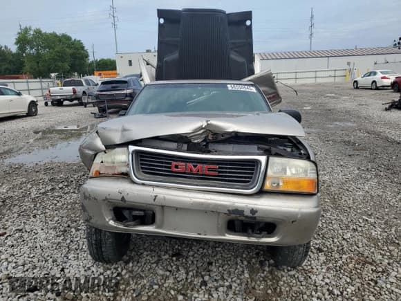✅ 2002 GMC Sonoma SLS • VIN: 1GTDT19W028232897 • Lot: 71087885. Wystawiony na Copart z przebiegiem 164 771 mil. Bezpłatny archiwum sprzedaży aukcyjnych z USA i szczegółowy raport historii pojazdu na DreamBid. Zdjęcie 5.