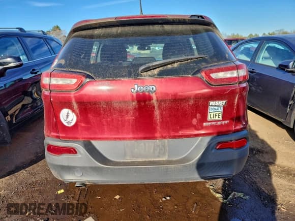 ✅ 2014 Jeep Cherokee Sport • VIN: 1C4PJLAB1EW154203 • Lot: 95491335. Wystawiony na Copart z przebiegiem 134 246 mil. Bezpłatny archiwum sprzedaży aukcyjnych z USA i szczegółowy raport historii pojazdu na DreamBid. Zdjęcie 6.