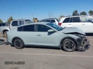 ✅ 2025 Kia K4 EX • VIN: 3KPFU4DEXSE015496 • Lot: 43384381. Wystawiony na IAAI z przebiegiem 13 174 mil. Bezpłatny archiwum sprzedaży aukcyjnych z USA i szczegółowy raport historii pojazdu na DreamBid. Zdjęcie 14.