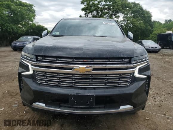 ✅ 2023 Chevrolet Suburban Premier • VIN: 1GNSKFKD1PR290543 • Lot: 55710384. Wystawiony na Copart z przebiegiem 48 431 mil. Bezpłatny archiwum sprzedaży aukcyjnych z USA i szczegółowy raport historii pojazdu na DreamBid. Zdjęcie 5.