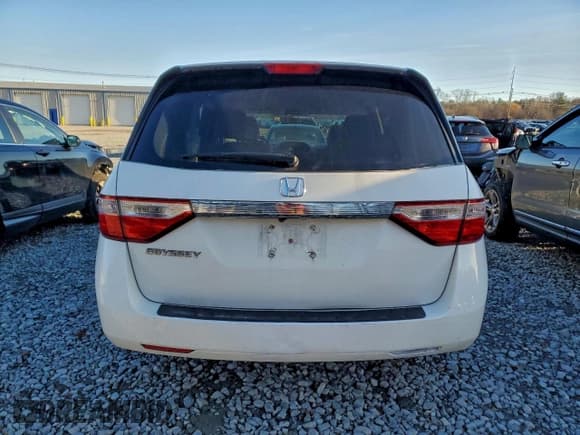 ✅ 2013 Honda Odyssey EX • VIN: 5FNRL5H48DB056004 • Lot: 94121775. Listed on Copart with 126,230 mi. Free auction sales archive from the USA and detailed vehicle history report at DreamBid. Image 6.