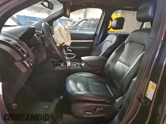 ✅ 2017 Ford Explorer XLT • VIN: 1FM5K8DH2HGC82221 • Lot: 95272105. Wystawiony na Copart z przebiegiem 133 748 mil. Bezpłatny archiwum sprzedaży aukcyjnych z USA i szczegółowy raport historii pojazdu na DreamBid. Zdjęcie 7.