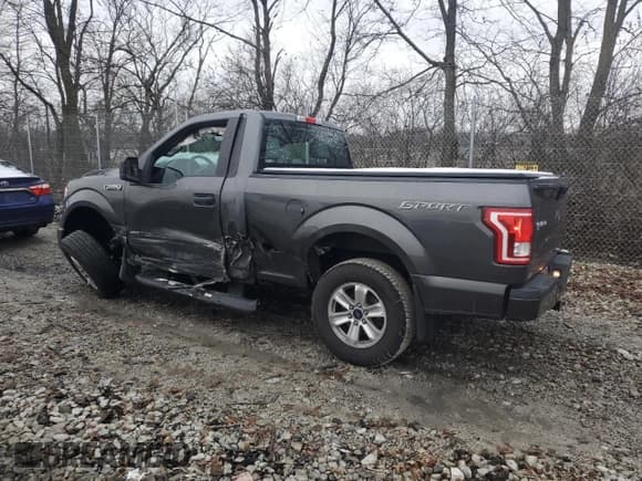 ✅ 2017 Ford F-150 XL • VIN: 1FTMF1CP0HFC86391 • Lot: 85509444. Wystawiony na Copart z przebiegiem 69 218 mil. Bezpłatny archiwum sprzedaży aukcyjnych z USA i szczegółowy raport historii pojazdu na DreamBid. Zdjęcie 2.