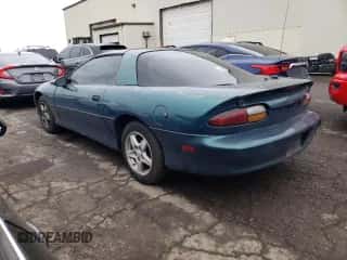1997 Chevrolet Camaro z VIN 2G1FP22K2V2110191, wystawiony jako Copart lot #45376395 z przebiegiem Nie podano mil oraz Szkoda całkowita • Salvage title. Historia ofert i sprzedaży dostępna na DreamBid. Obrazek 2.