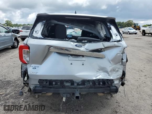 ✅ 2021 Ford Explorer XLT • VIN: 1FMSK7DH4MGB86257 • Lot: 67754795. Wystawiony na Copart z przebiegiem 145 177 mil. Bezpłatny archiwum sprzedaży aukcyjnych z USA i szczegółowy raport historii pojazdu na DreamBid. Zdjęcie 6.