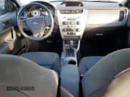 ✅ 2010 Ford Focus SE • VIN: 1FAHP3FN0AW149645 • Lot: 91670345. Wystawiony na Copart z przebiegiem Nie podano. Bezpłatny archiwum sprzedaży aukcyjnych z USA i szczegółowy raport historii pojazdu na DreamBid. Zdjęcie 8.