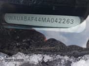 ✅ 2021 Audi A4 Premium • VIN: WAUABAF44MA042263 • Lot: 41598257. Listed on IAAI with 42,333 mi. Free auction sales archive from the USA and detailed vehicle history report at DreamBid. Image 9.