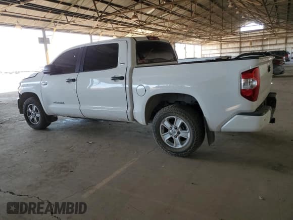 ✅ 2019 Toyota Tundra SR5 • VIN: 5TFEY5F1XKX254594 • Lot: 52644695. Wystawiony na Copart z przebiegiem 142 590 mil. Bezpłatny archiwum sprzedaży aukcyjnych z USA i szczegółowy raport historii pojazdu na DreamBid. Zdjęcie 2.