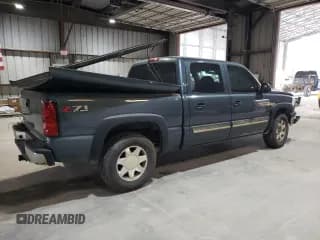 ✅ 2006 Chevrolet Silverado 1500 LT1 • VIN: 2GCEK13Z261271350 • Лот: 77764304. Опубликован ранее на Copart с пробегом 199 499 миль. Бесплатный доступ к архиву аукционных продаж из США и подробный отчёт об истории автомобиля на DreamBid. Изображение 3.