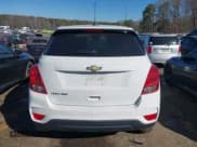 ✅ 2022 Chevrolet Trax LS • VIN: KL7CJNSM3NB513582 • Lot: 41673767. Listed on IAAI with 70,453 mi. Free auction sales archive from the USA and detailed vehicle history report at DreamBid. Image 15.