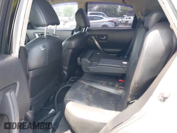 ✅ 2006 Infiniti FX • VIN: JNRAS08U16X104938 • Лот: 42339980. Опубликован ранее на IAAI с пробегом 215 772 миль. Бесплатный доступ к архиву аукционных продаж из США и подробный отчёт об истории автомобиля на DreamBid. Изображение 8.