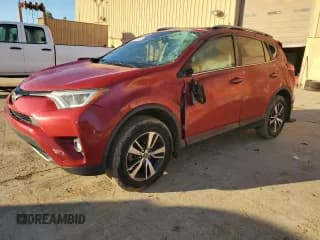 ✅ 2017 Toyota RAV4 XLE • VIN: JTMWFREV6HJ120974 • Lot: 90887065. Wystawiony na Copart z przebiegiem 128 360 mil. Bezpłatny archiwum sprzedaży aukcyjnych z USA i szczegółowy raport historii pojazdu na DreamBid. Zdjęcie 1.