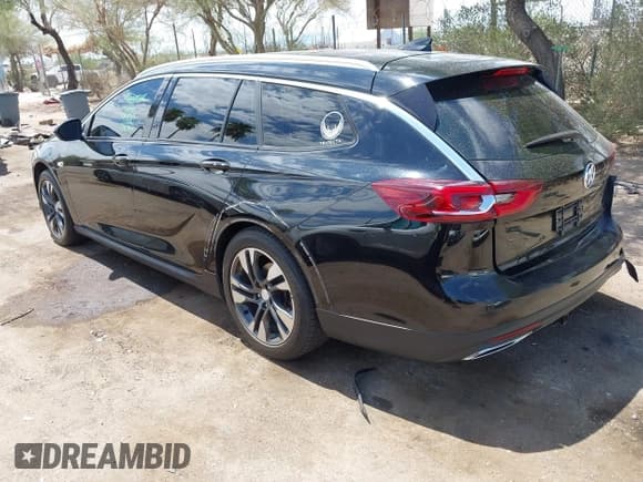 ✅ 2018 Buick Regal Essence • VIN: W04GV8SXXJ1088053 • Lot: 43018897. Wystawiony na IAAI z przebiegiem 102 687 mil. Bezpłatny archiwum sprzedaży aukcyjnych z USA i szczegółowy raport historii pojazdu na DreamBid. Zdjęcie 3.