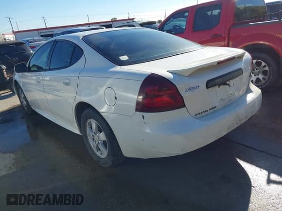 ✅ 2007 Pontiac Grand Prix • VIN: 2G2WP552771102329 • Lot: 43770706. Wystawiony na IAAI z przebiegiem 204 363 mil. Bezpłatny archiwum sprzedaży aukcyjnych z USA i szczegółowy raport historii pojazdu na DreamBid. Zdjęcie 3.