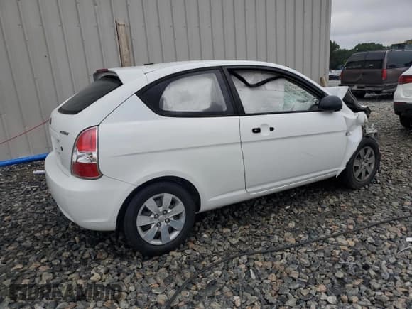 ✅ 2009 Hyundai Accent Auto GS • VIN: KMHCM36CX9U121401 • Лот: 64869864. Опубликован ранее на Copart с пробегом 136 422 миль. Бесплатный доступ к архиву аукционных продаж из США и подробный отчёт об истории автомобиля на DreamBid. Изображение 3.